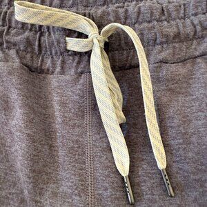 Vuori Performance Jogger